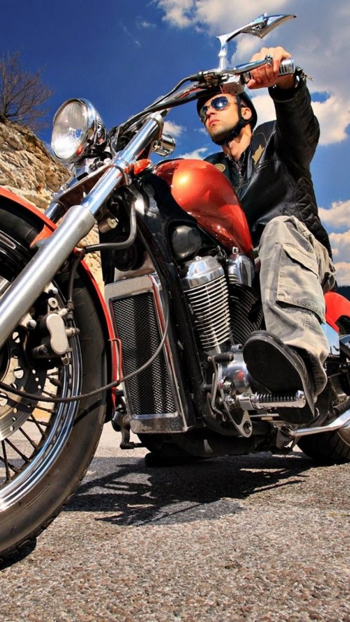 Motocicleta Estándar Roja y Negra. Wallpaper in 720x1280 Resolution