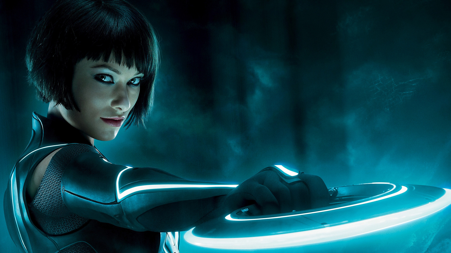 Mujer, En, Negro, Camiseta Sin Mangas, Sentado, En, Silla. Wallpaper in 1920x1080 Resolution