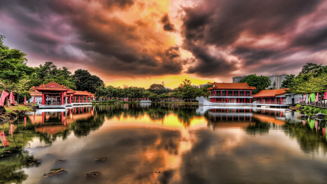 Body of Water Near Green Trees Under Cloudy Sky During Daytime. Wallpaper in 1280x720 Resolution