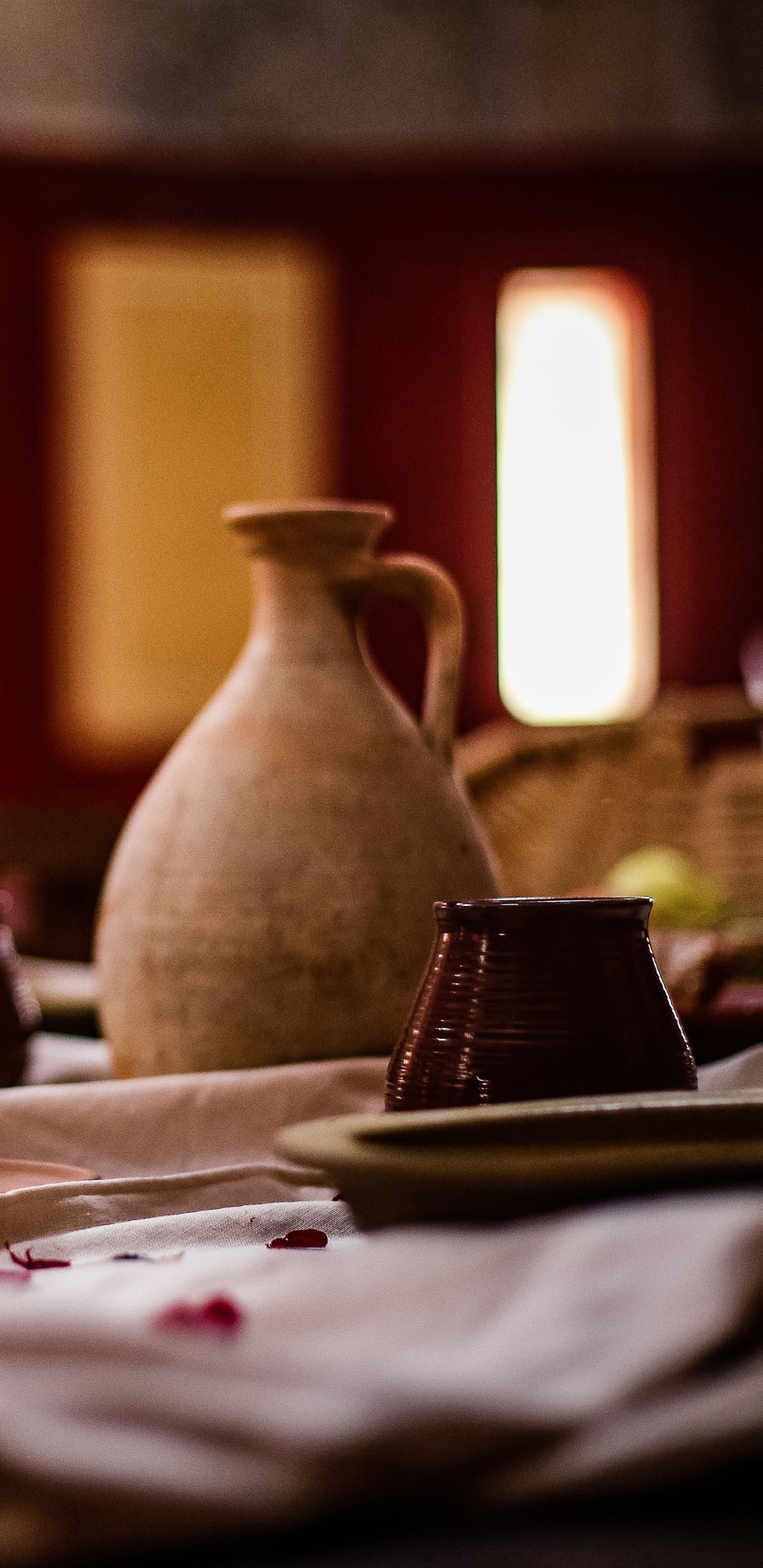 Computadora Portátil Negra en la Mesa. Wallpaper in 1440x2960 Resolution