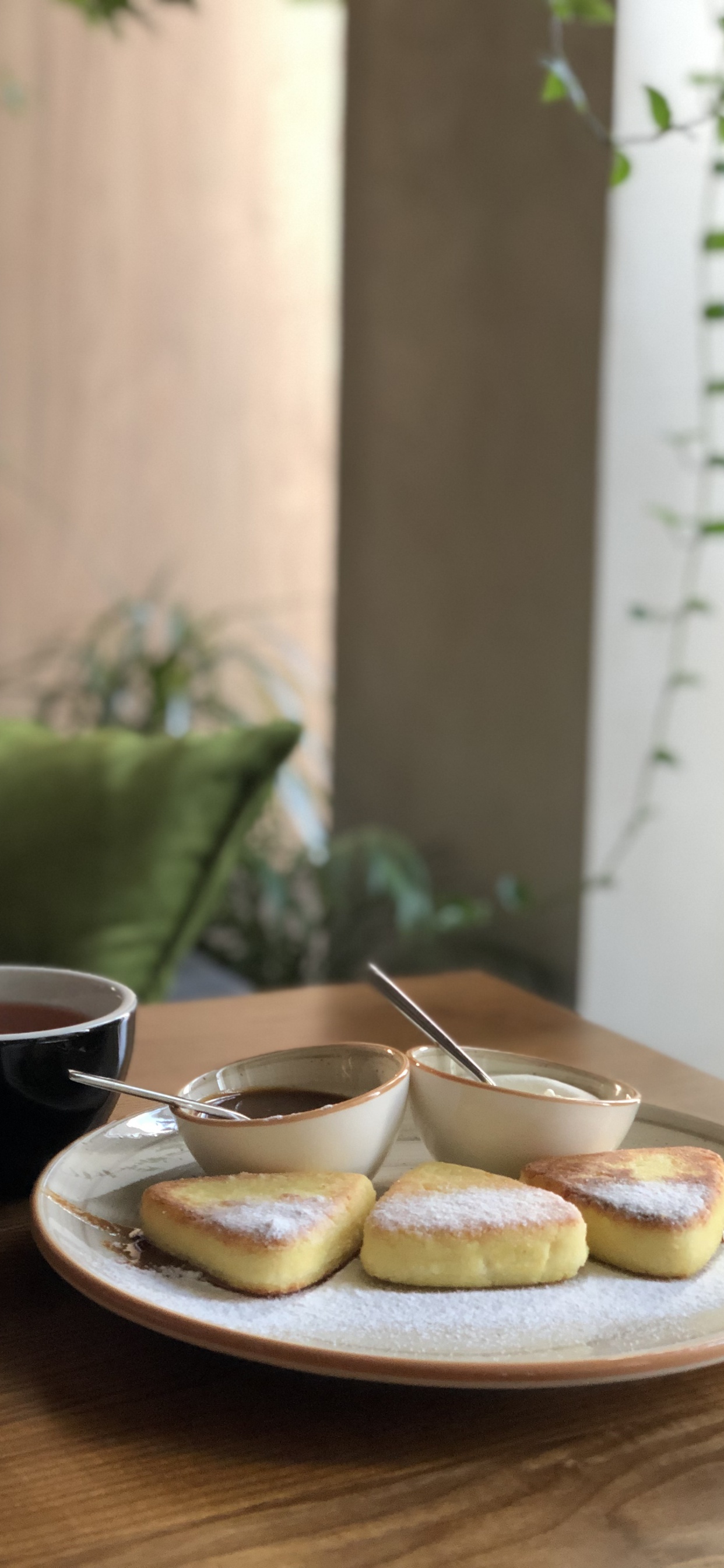 早餐, 瓷器, 烘烤, 咖啡杯, 器皿 壁纸 1242x2688 允许