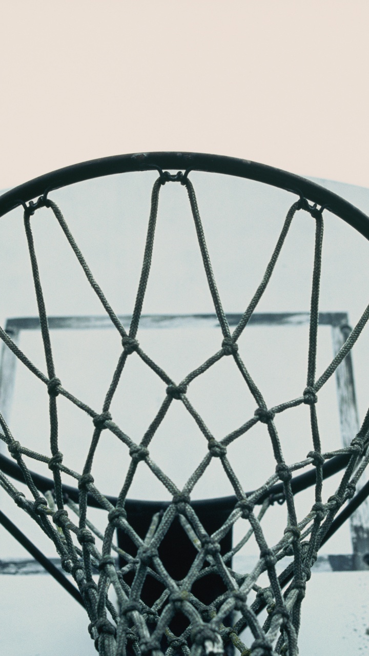 Black and White Basketball Hoop. Wallpaper in 720x1280 Resolution