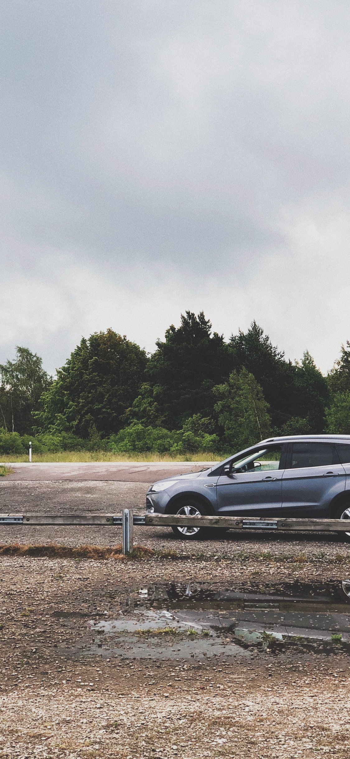 Route, Roi, Voiture Compacte, Voiture de Taille Moyenne, Voiture Sous-compacte. Wallpaper in 1125x2436 Resolution