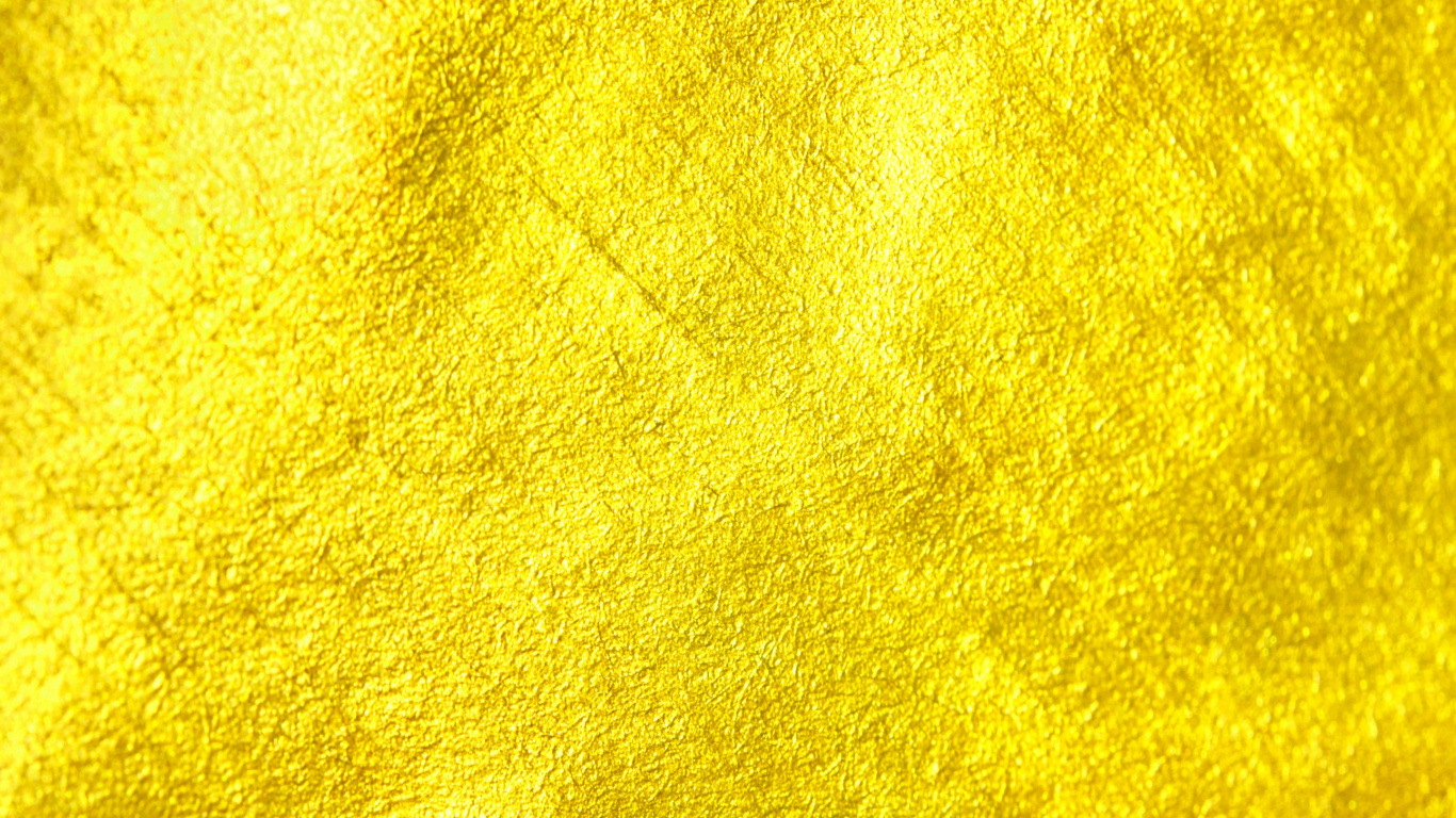 Textile Jaune Sur Table en Bois Marron. Wallpaper in 1366x768 Resolution