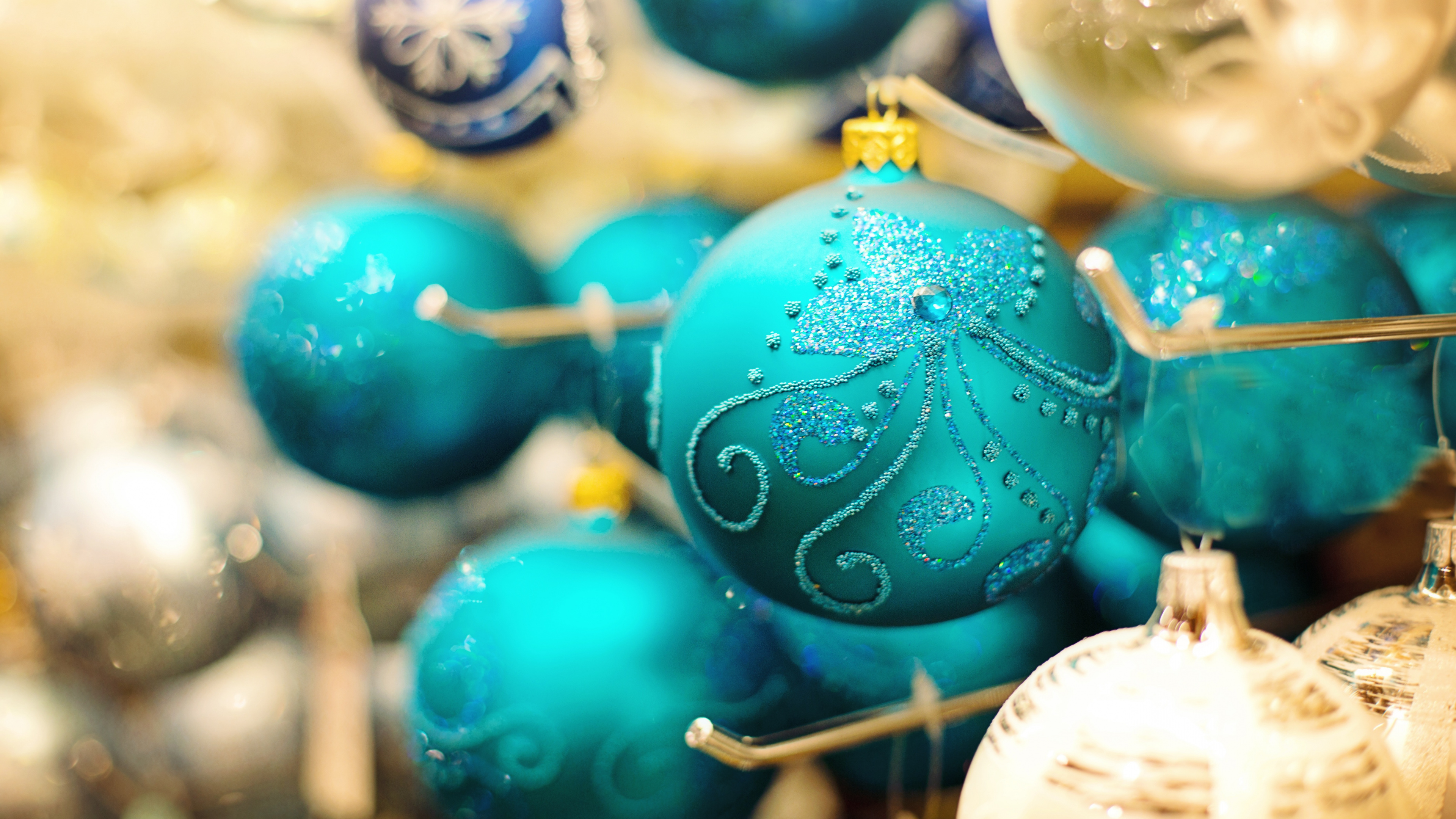 Christmas Decoration, Fashion Accessory, Christmas, Interieur, New Year. Wallpaper in 3840x2160 Resolution