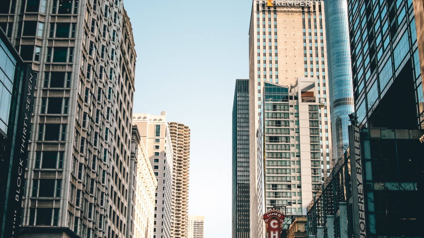 Ohare International Airport, Skyscraper, Building, Daytime, Cars. Wallpaper in 1366x768 Resolution