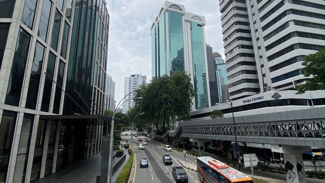 King, Road, Tower Block, Nature, Architecture. Wallpaper in 1280x720 Resolution