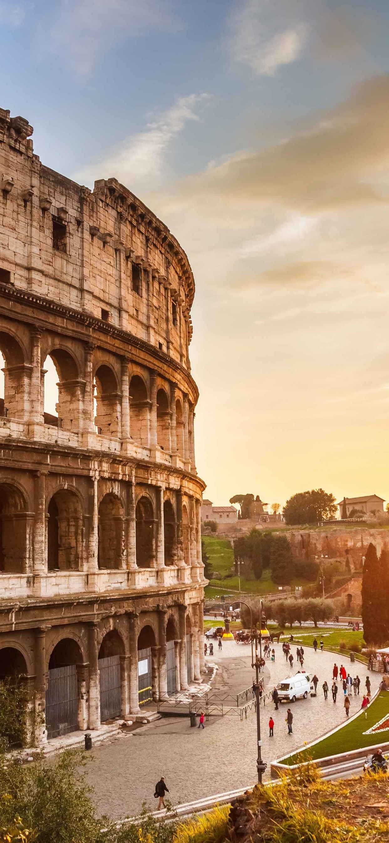 Edificio de Hormigón Marrón Durante el Día.. Wallpaper in 1242x2688 Resolution