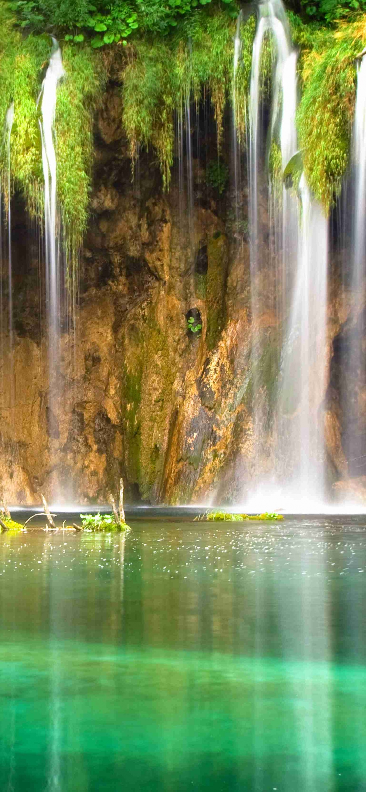 Cascade, Corps de L'eau, Paysage Naturel, Les Ressources en Eau, Nature. Wallpaper in 1242x2688 Resolution