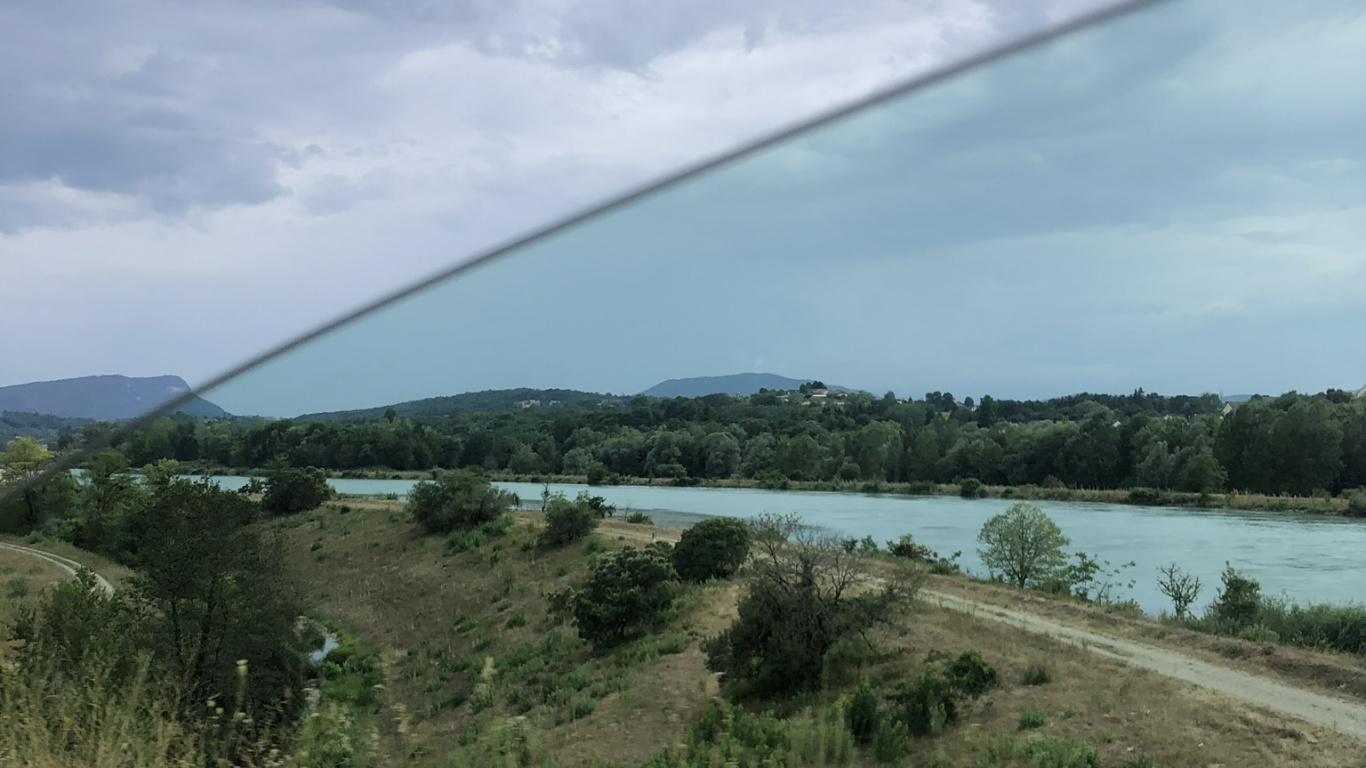 Road, King, Road Trip, Body of Water, Nature. Wallpaper in 1366x768 Resolution