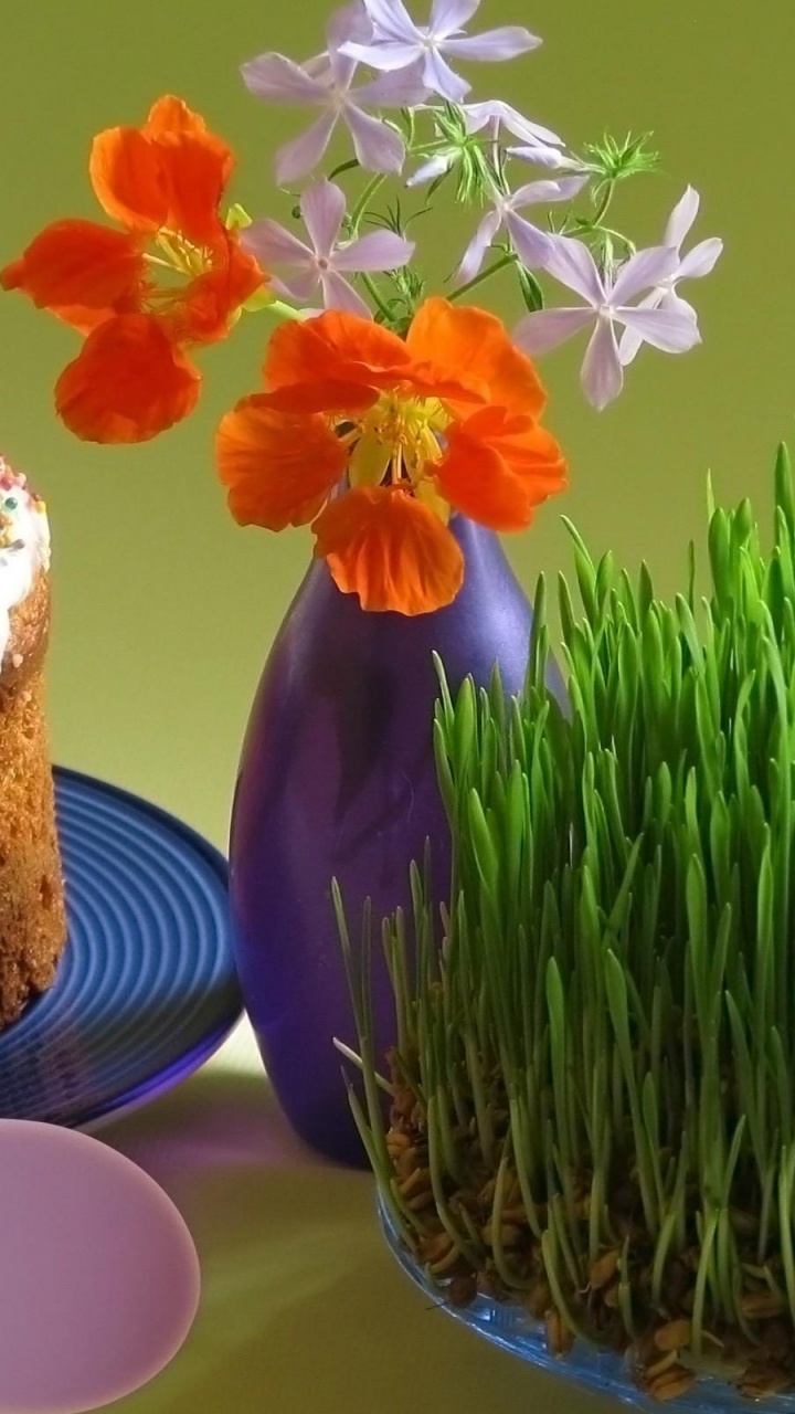Kulich, Food, Easter, Dessert, Easter Egg. Wallpaper in 720x1280 Resolution
