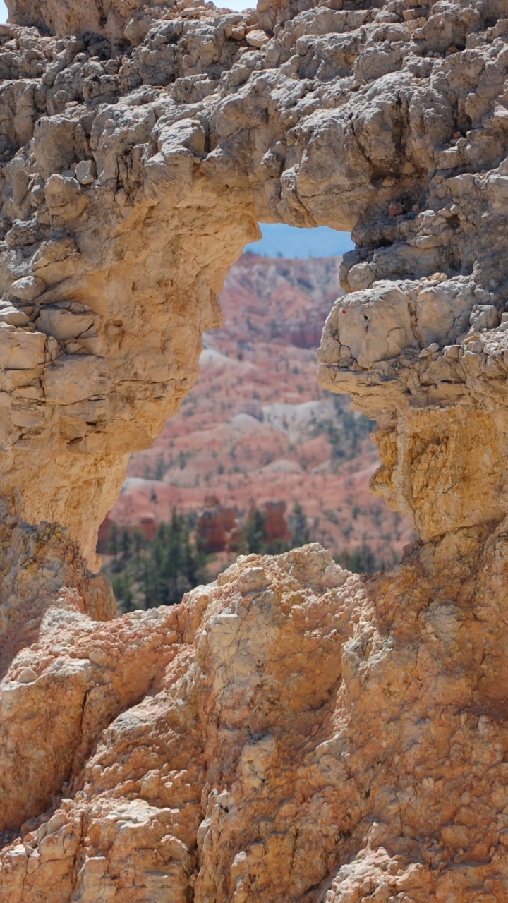 Brown Rocky Mountain During Daytime. Wallpaper in 720x1280 Resolution