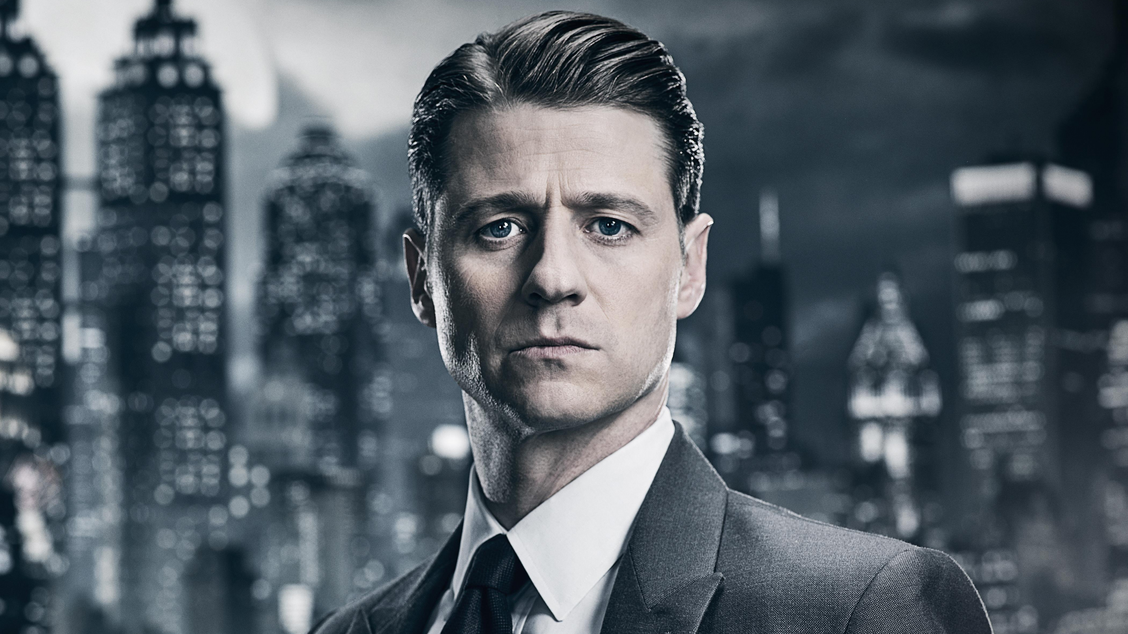 Homme en Veste de Costume Noir. Wallpaper in 3840x2160 Resolution