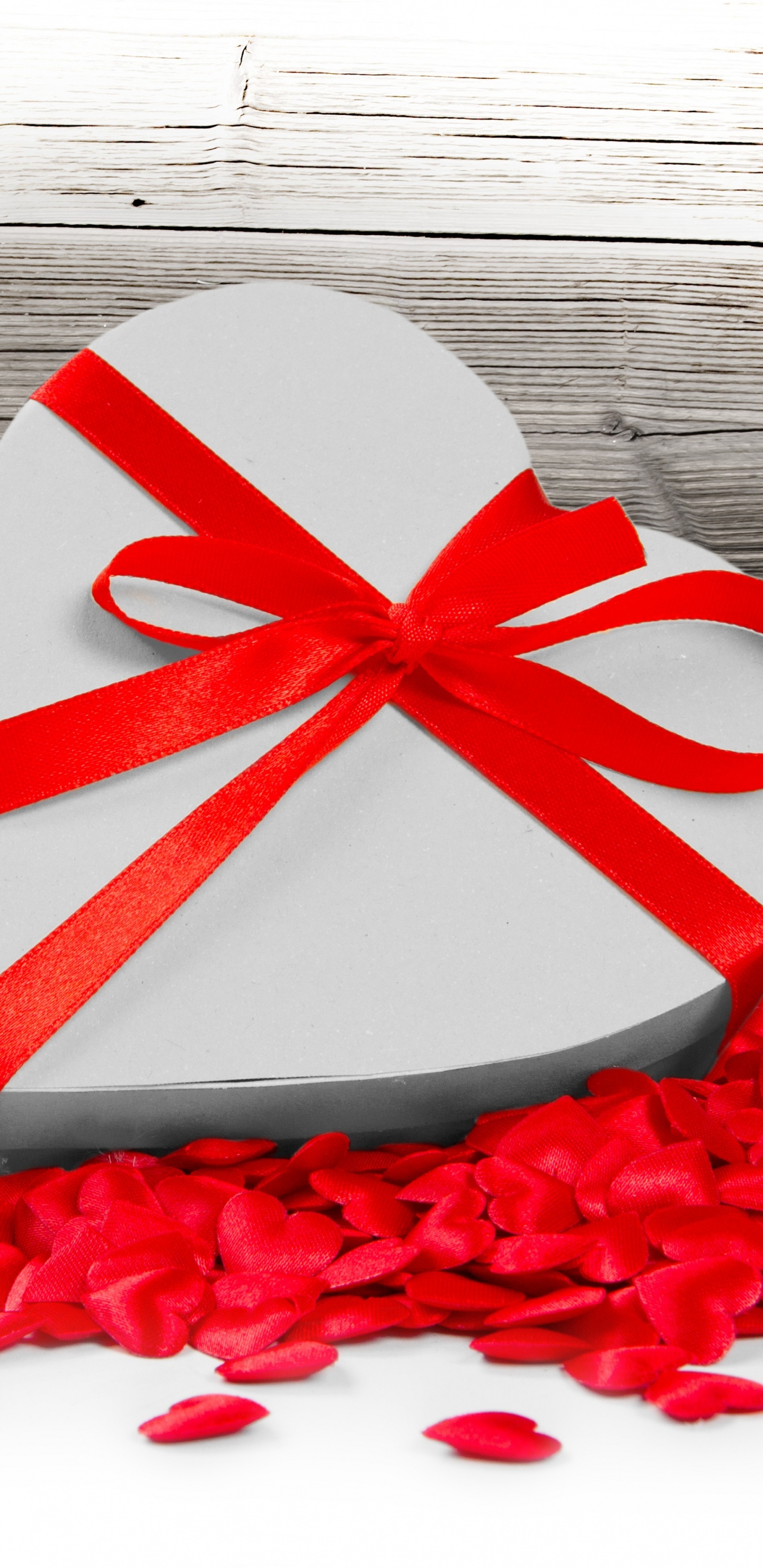 Valentines Tag, Herzen, Liebe, Geschenk, Blütenblatt. Wallpaper in 1440x2960 Resolution