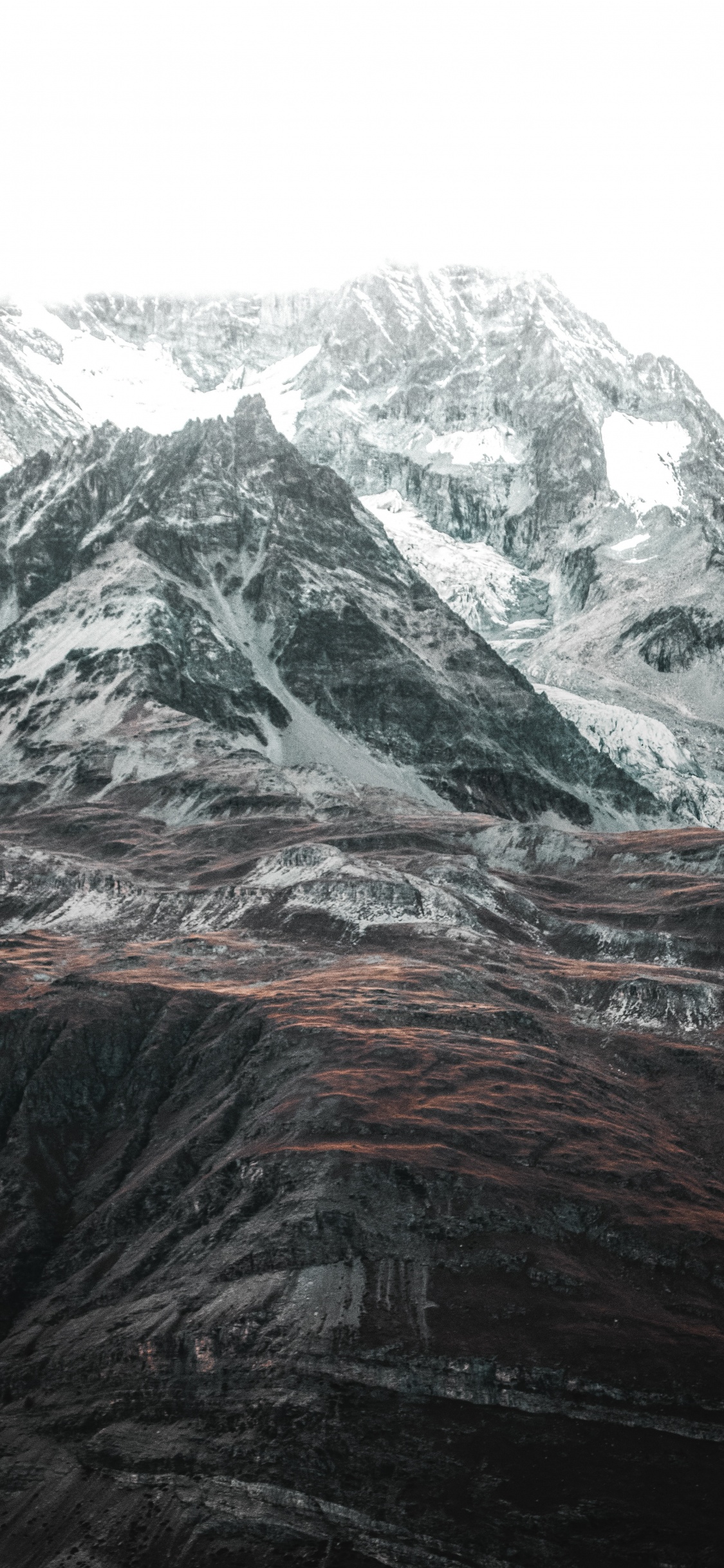 Bergigen Landschaftsformen, Wei, Bergkette, Hochland, Grat. Wallpaper in 1125x2436 Resolution