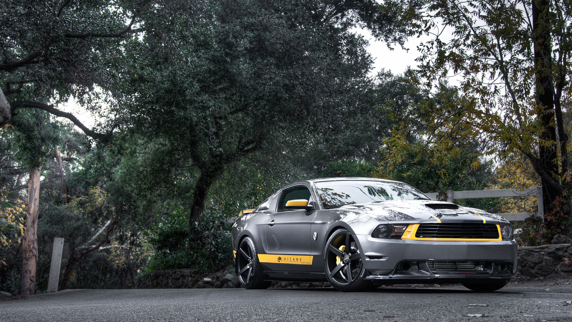 Black and Yellow Porsche 911 on Road During Daytime. Wallpaper in 1920x1080 Resolution