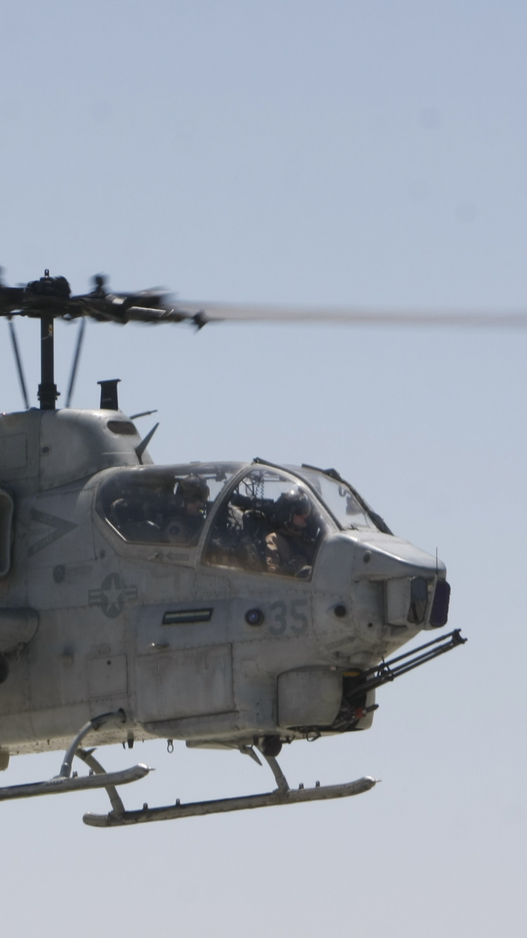 White and Black Airplane Under White Sky During Daytime. Wallpaper in 750x1334 Resolution
