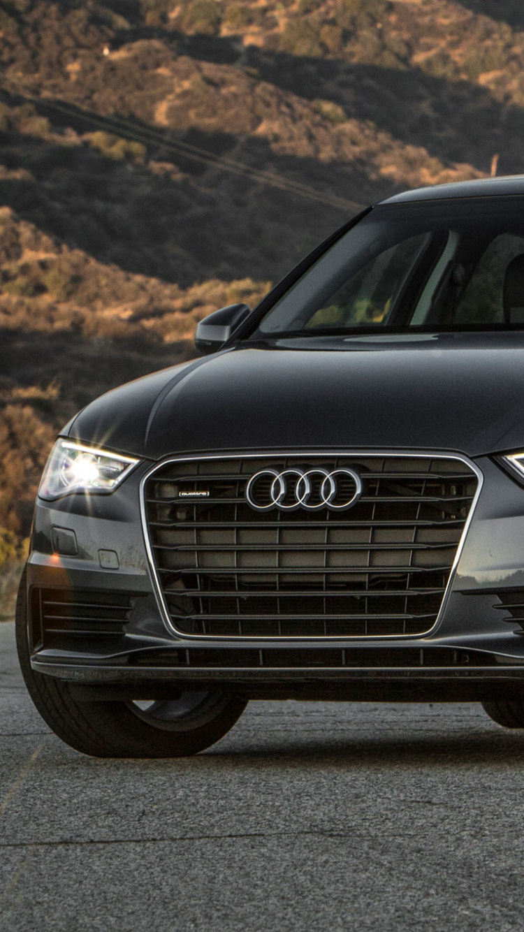 Mercedes Benz Classe G Noire Sur Route Pendant la Journée. Wallpaper in 750x1334 Resolution