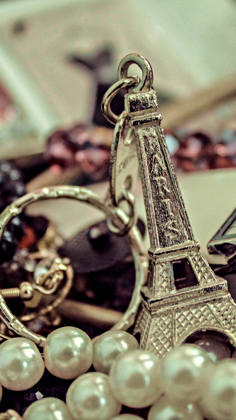 Accesorio de Moda, Joya, Metal, Perla, Casco. Wallpaper in 750x1334 Resolution