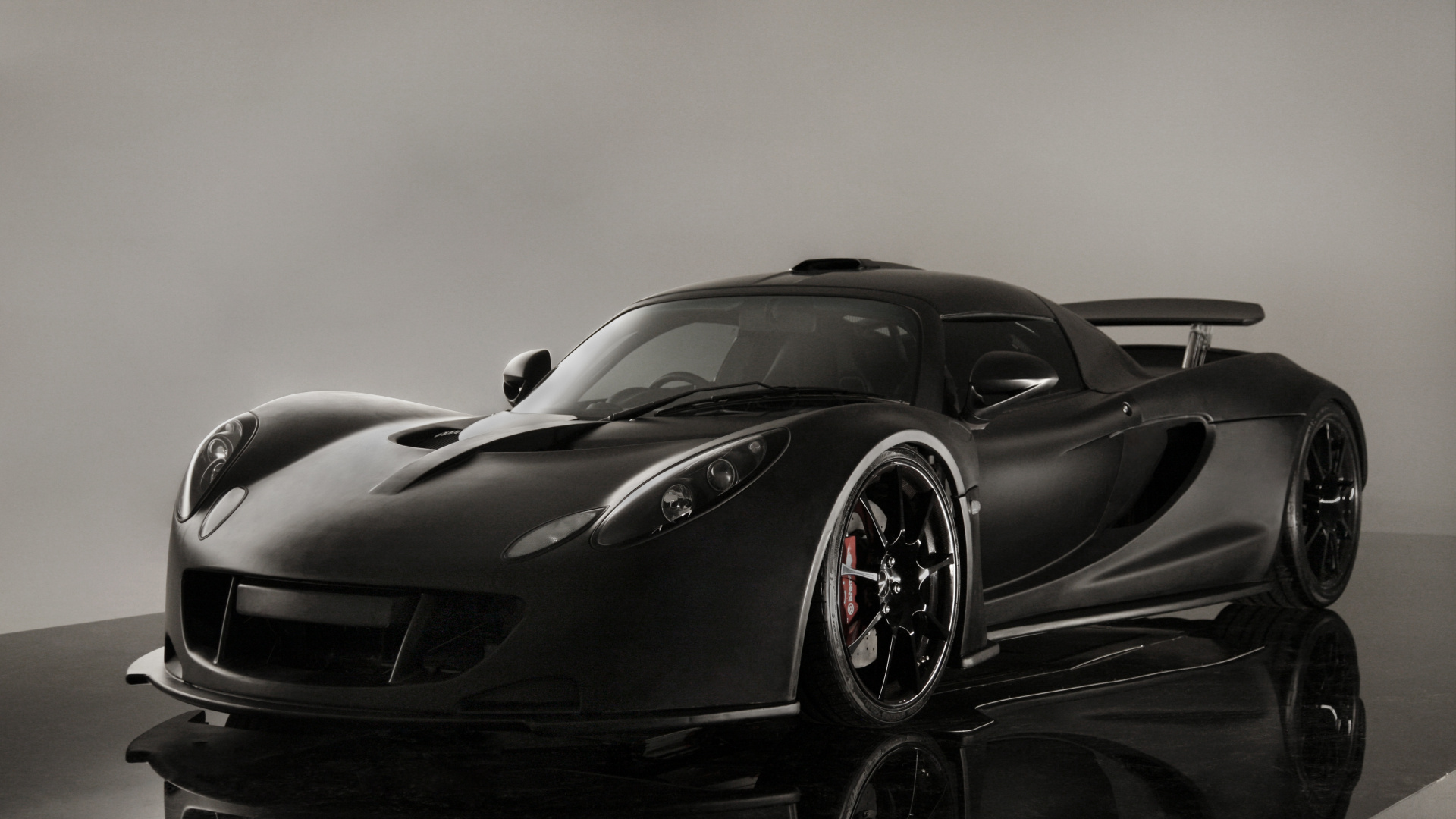 Lamborghini Aventador Noire Dans Une Chambre Grise. Wallpaper in 1920x1080 Resolution