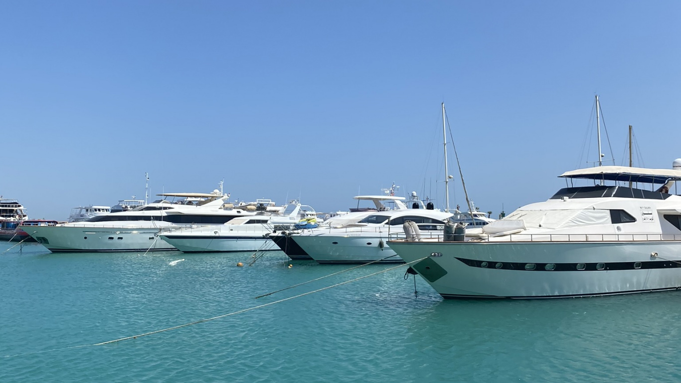 Marina, Wasser-Transport, Wasser, Boot, Superyacht. Wallpaper in 1366x768 Resolution