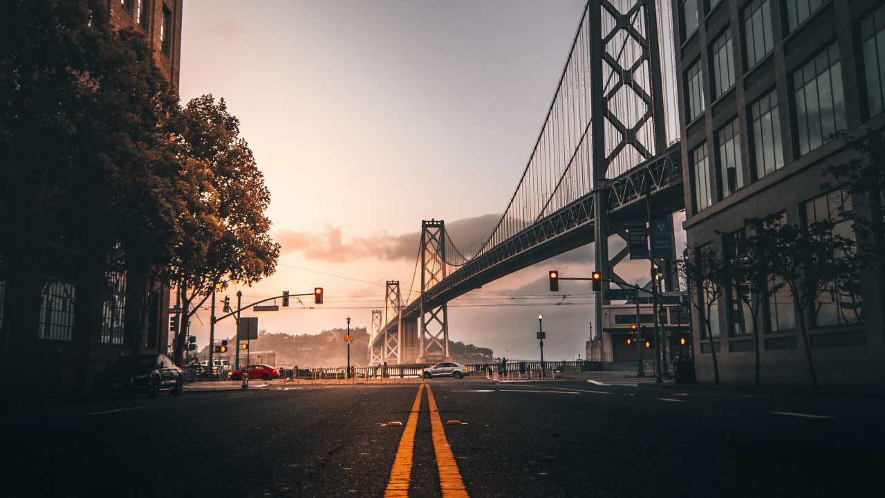 Gray Bridge Under Gray Sky. Wallpaper in 1280x720 Resolution