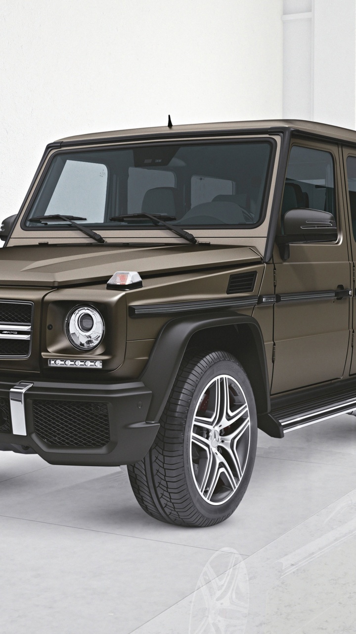 Braun Mercedes Benz g Klasse Suv. Wallpaper in 720x1280 Resolution