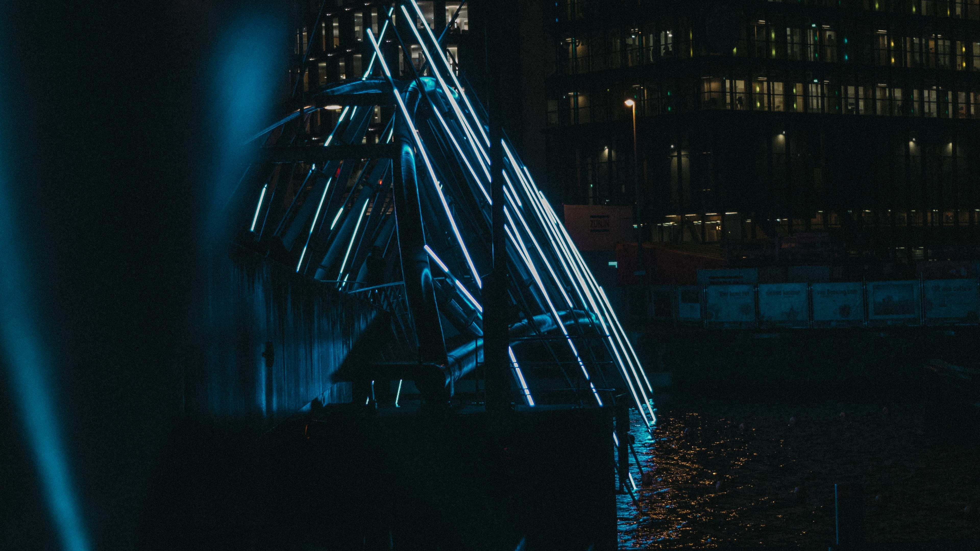 Blue Light on a City. Wallpaper in 3840x2160 Resolution