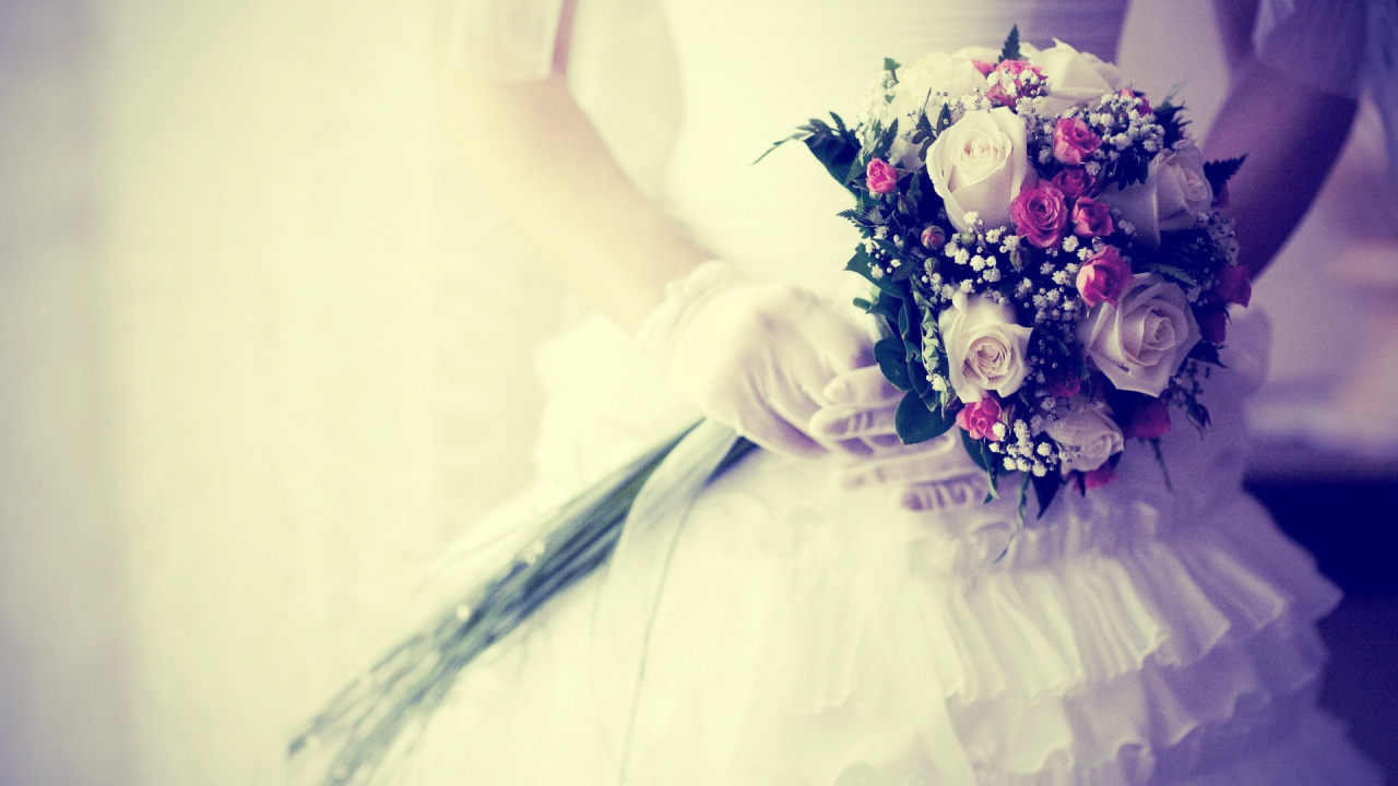 Robe de Mariée, Bouquet de Fleurs, Blue, Purple, L'arrangement Des Fleurs. Wallpaper in 1280x720 Resolution