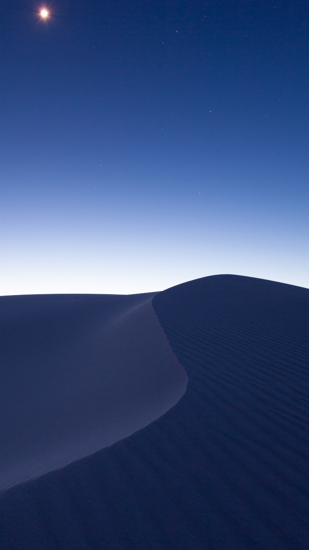 Piste, Horizont, Electric Blue, Naturlandschaft, Raum. Wallpaper in 1080x1920 Resolution