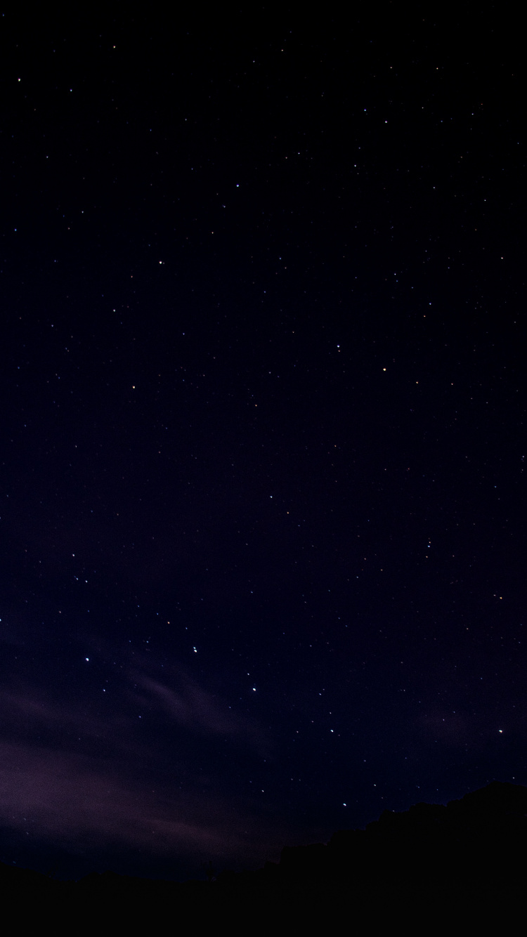 Ciel Étoilé Au-dessus de la Nuit Étoilée. Wallpaper in 750x1334 Resolution