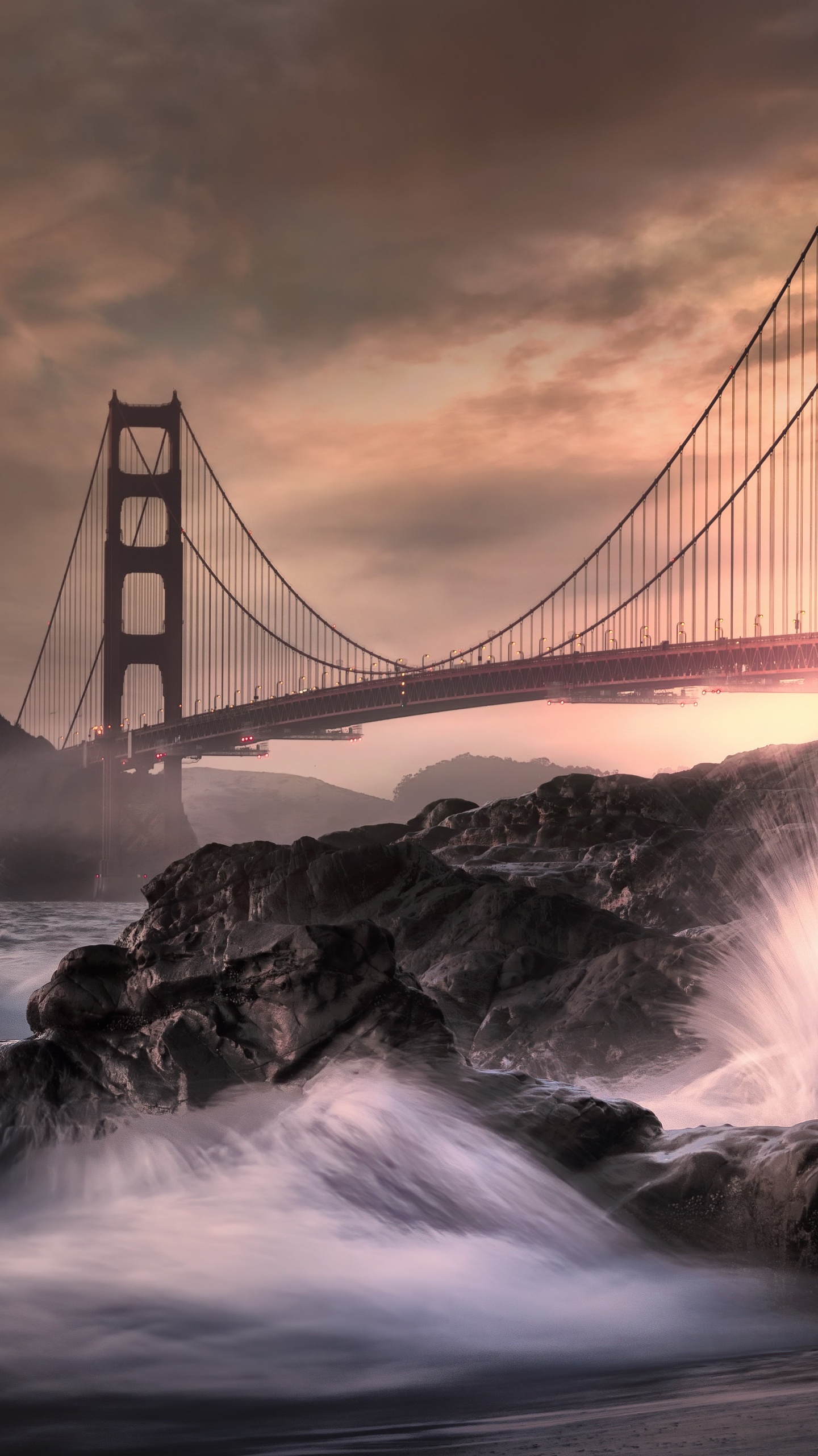 Puente Golden Gate, Baker Beach, San Francisco Oakland Bay Bridge, Agua, Ambiente. Wallpaper in 1440x2560 Resolution
