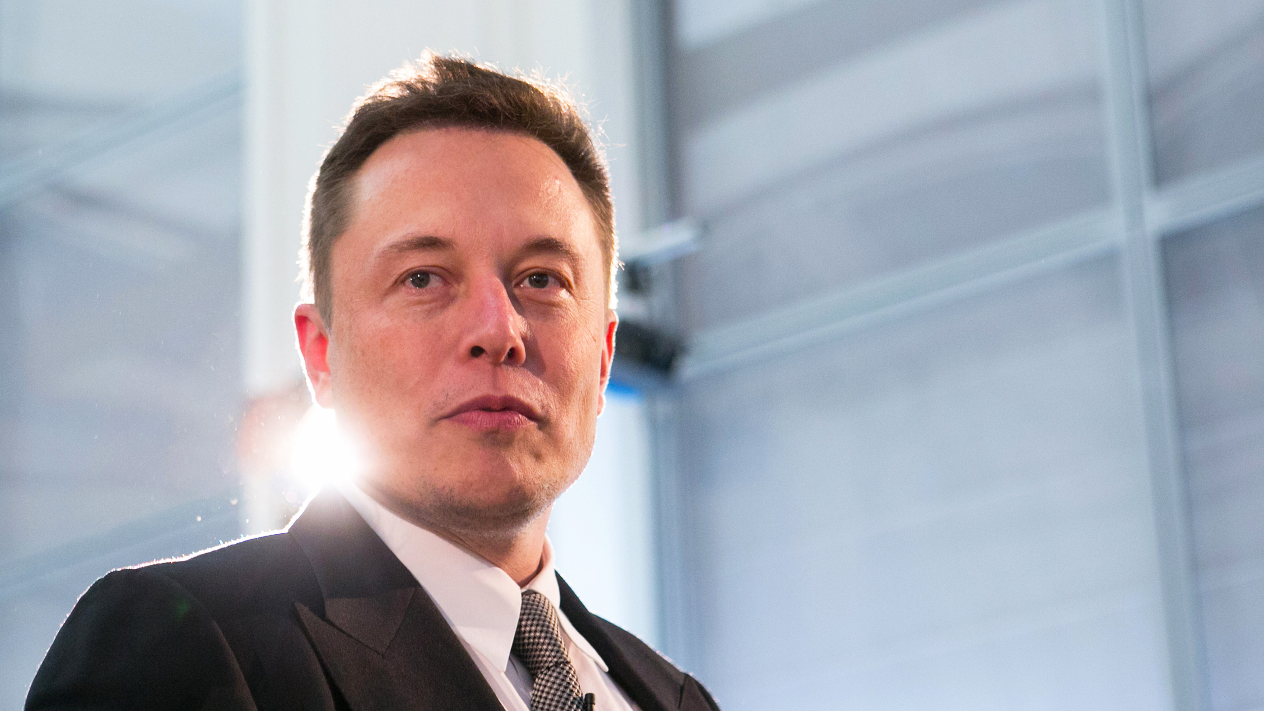 Elon Musk, Empresario, Traje, el Vello Facial, Negocio. Wallpaper in 2560x1440 Resolution