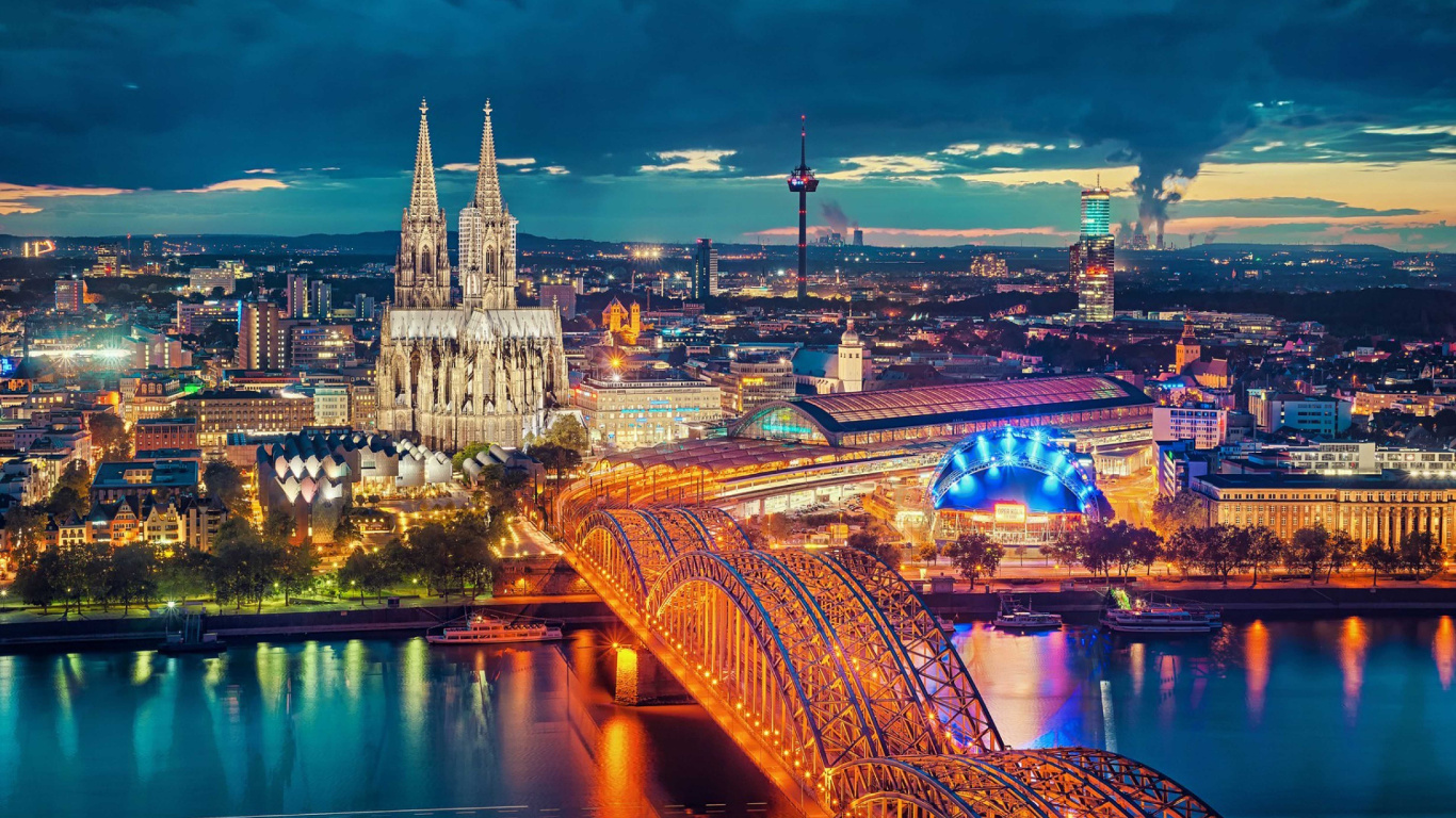 Horizonte de la Ciudad Durante la Noche. Wallpaper in 1366x768 Resolution