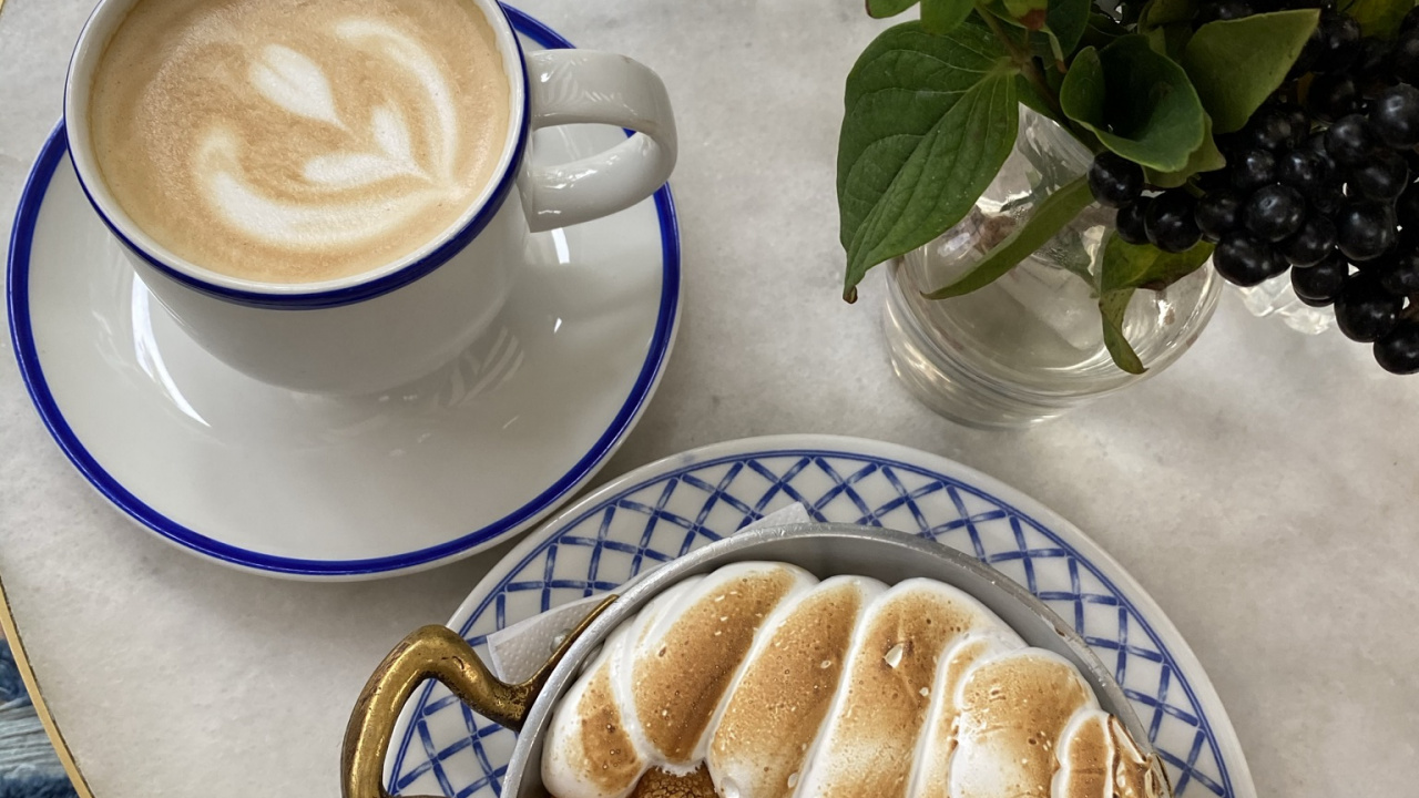 Taza de Café, Caf au Lait, Desayuno, Café, Bandejas de Servir. Wallpaper in 1280x720 Resolution