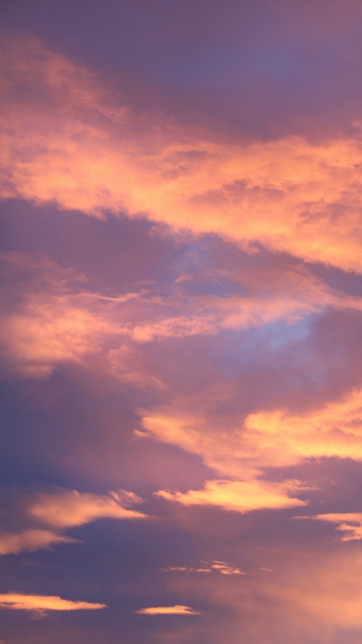 Nuages Orange et Gris au Coucher du Soleil. Wallpaper in 720x1280 Resolution