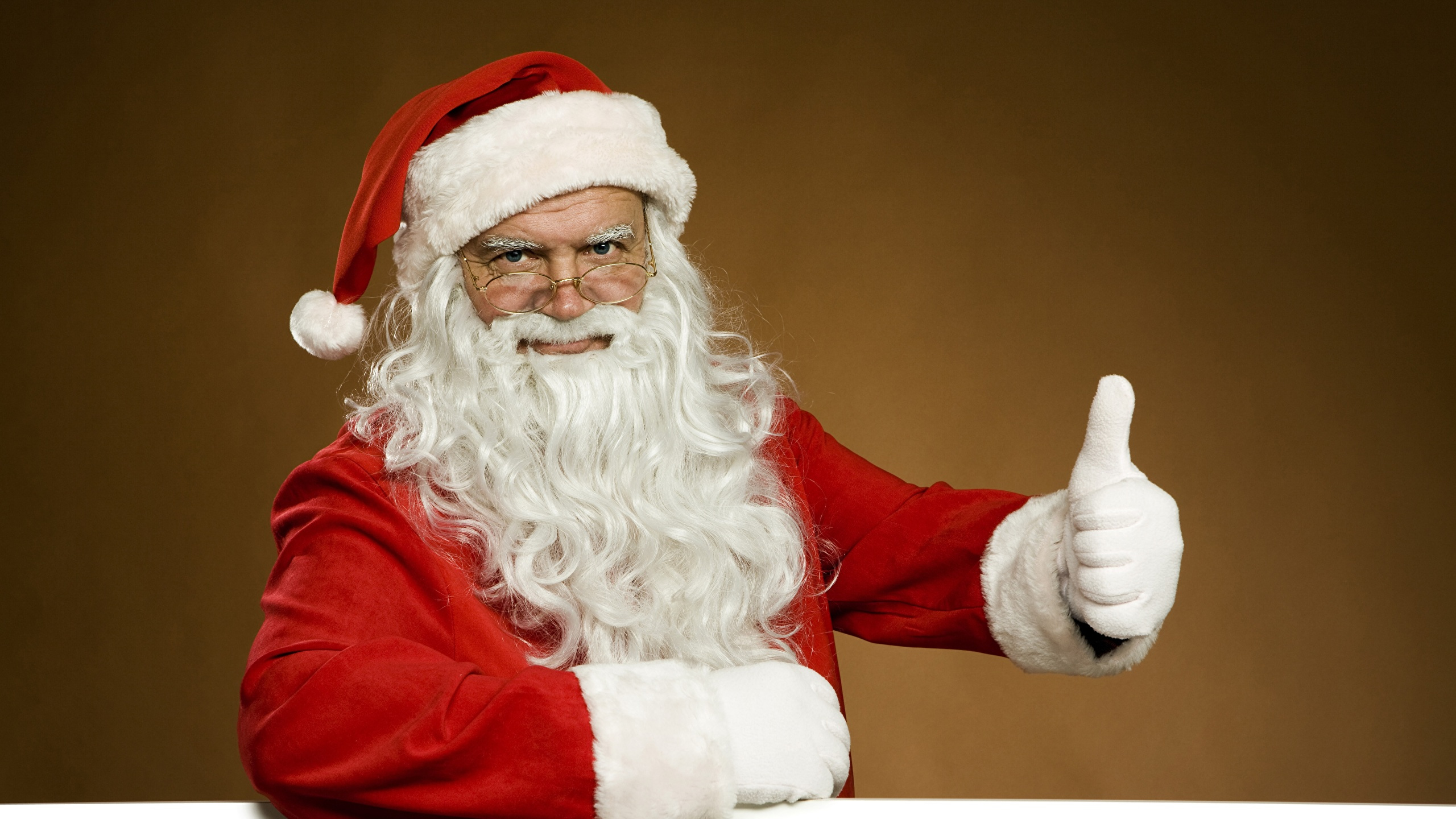 Santa Claus, El Día De Navidad, El Santa Claus, el Vello Facial, Navidad. Wallpaper in 2560x1440 Resolution