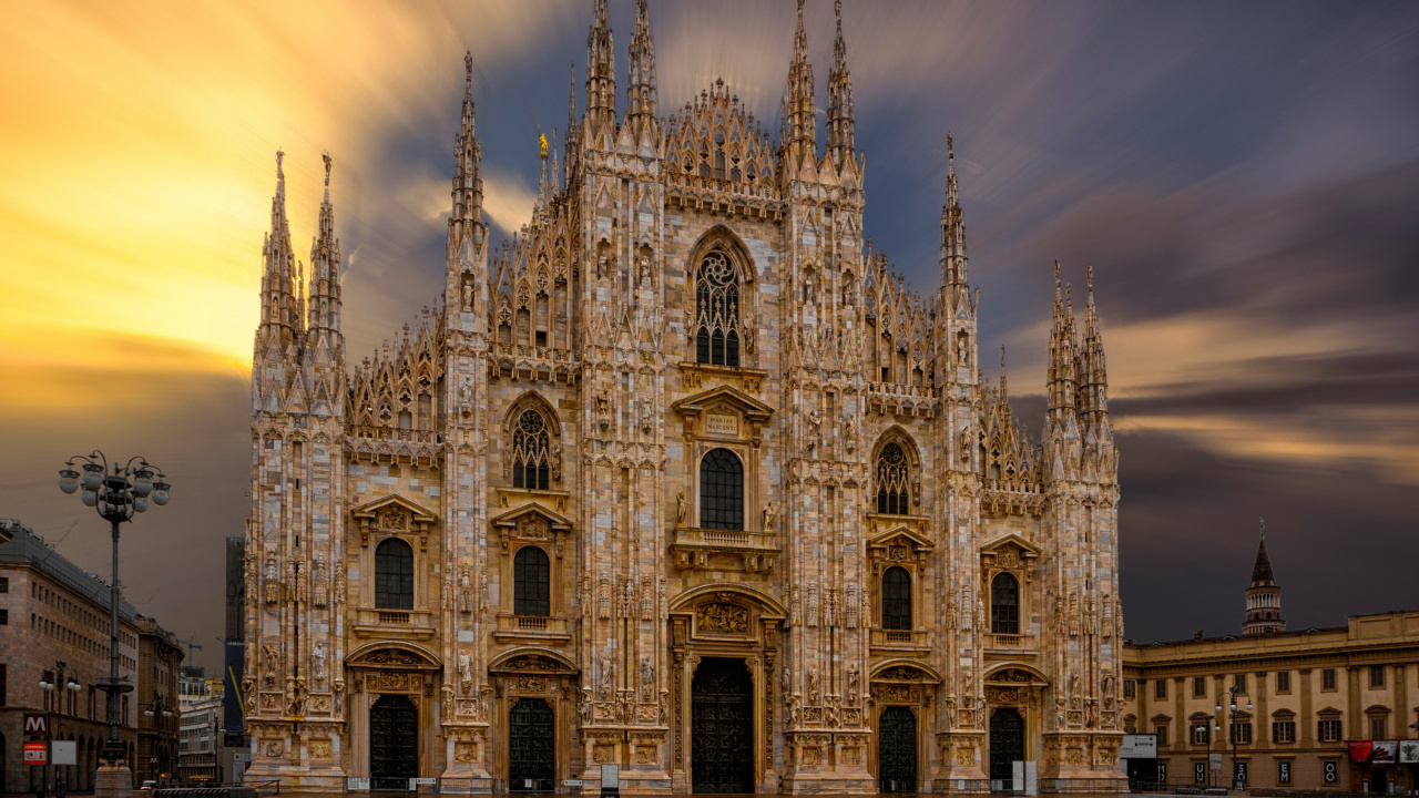 Catedral de Milán, Terraza en la Catedral, Galería Vittorio Emanuele Ii, la Arquitectura Gótica, Catedral de Santa Maria Del Fiore. Wallpaper in 1280x720 Resolution