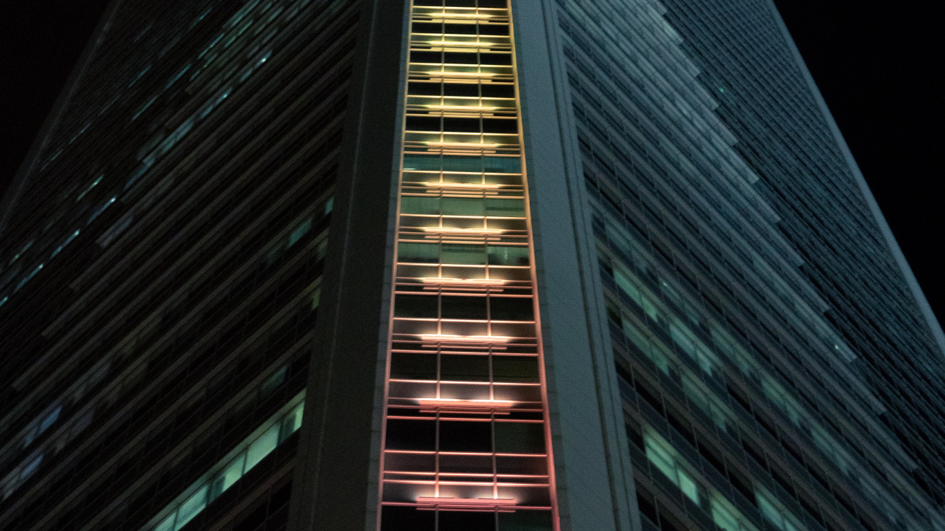 Photographie en Contre-plongée D'un Immeuble de Grande Hauteur. Wallpaper in 1366x768 Resolution
