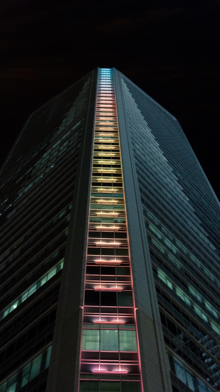 Fotografía de Ángulo Bajo de Edificio de Gran Altura.. Wallpaper in 720x1280 Resolution