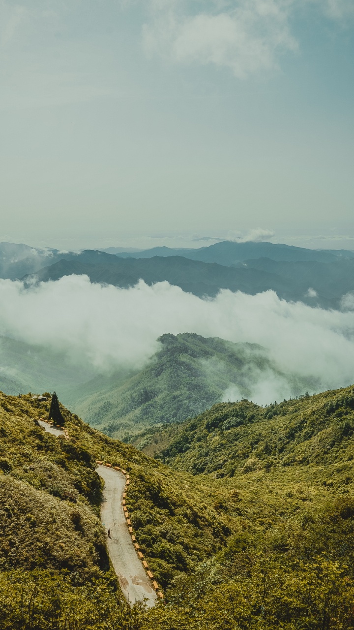 Les Reliefs Montagneux, Highland, Gamme de Montagne, Vallée, Station de Montagne. Wallpaper in 720x1280 Resolution
