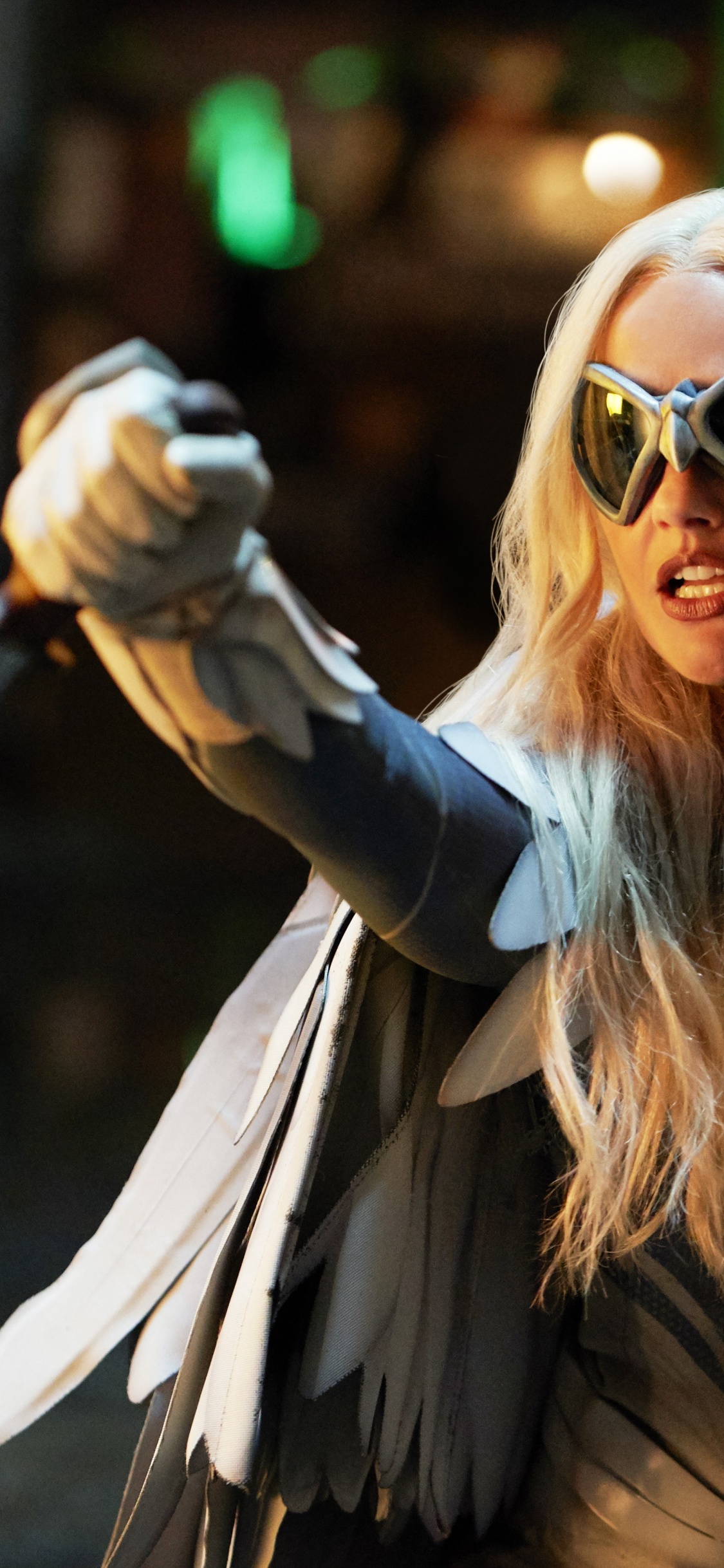 快照, DC宇宙, 长长的头发, 外套, 街时尚 壁纸 1125x2436 允许