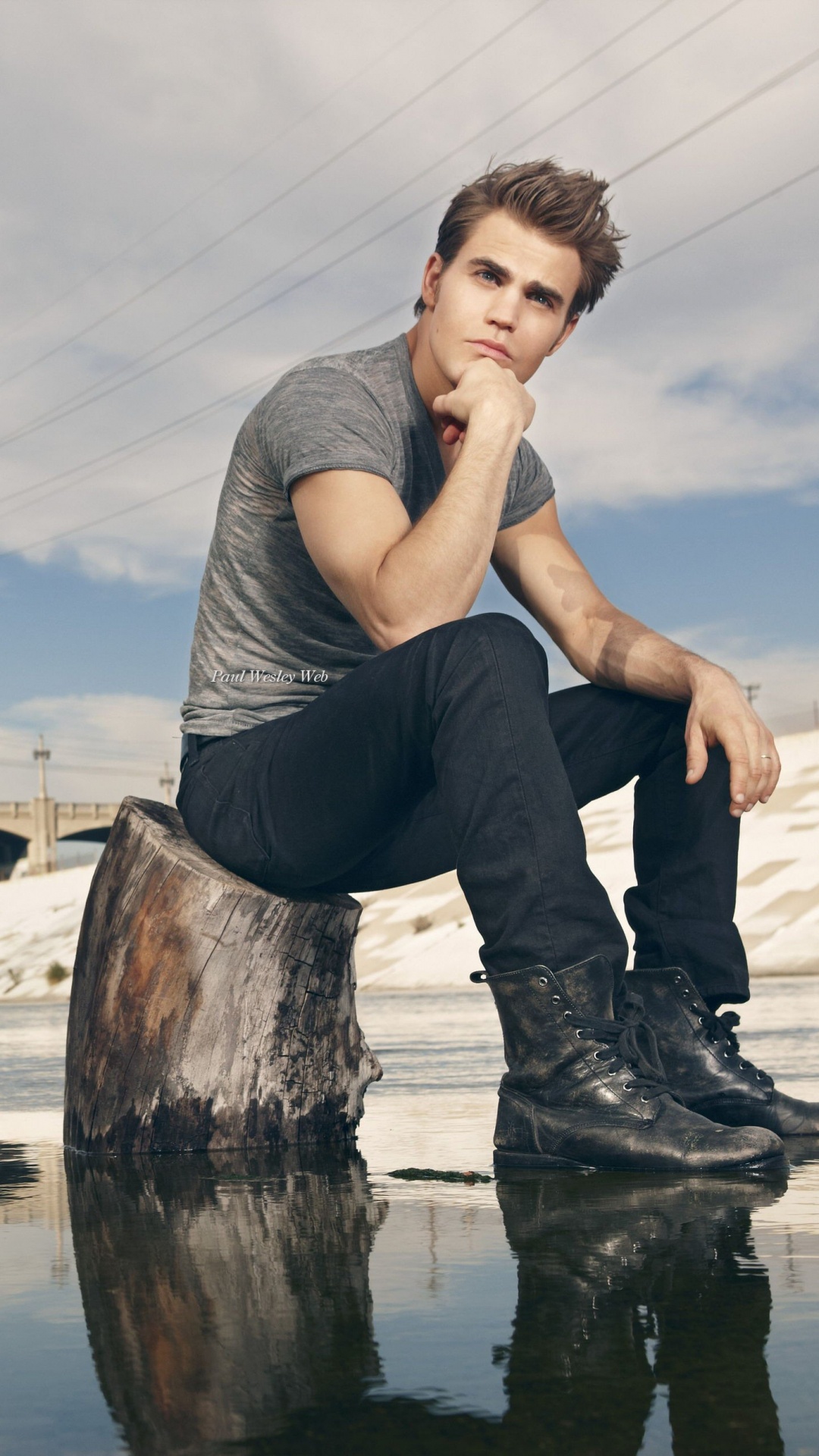 Paul Wesley, The Vampire Diaries, Stefan Salvatore, Wasser, Jean. Wallpaper in 1080x1920 Resolution