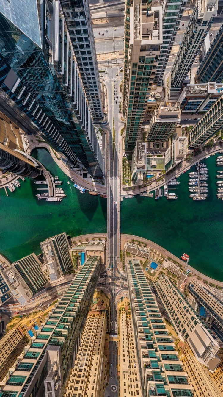 Vue Aérienne du Pont Pendant la Journée. Wallpaper in 750x1334 Resolution