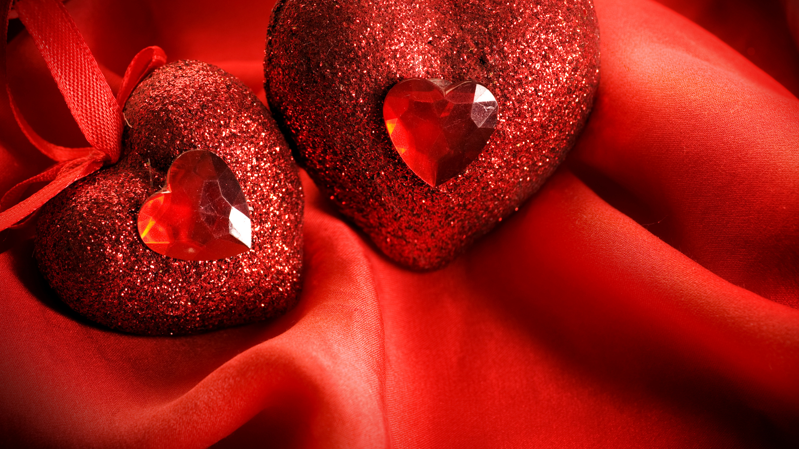 el Día de San Valentín, Rojo, Coraz, Amor, Pétalo. Wallpaper in 2560x1440 Resolution