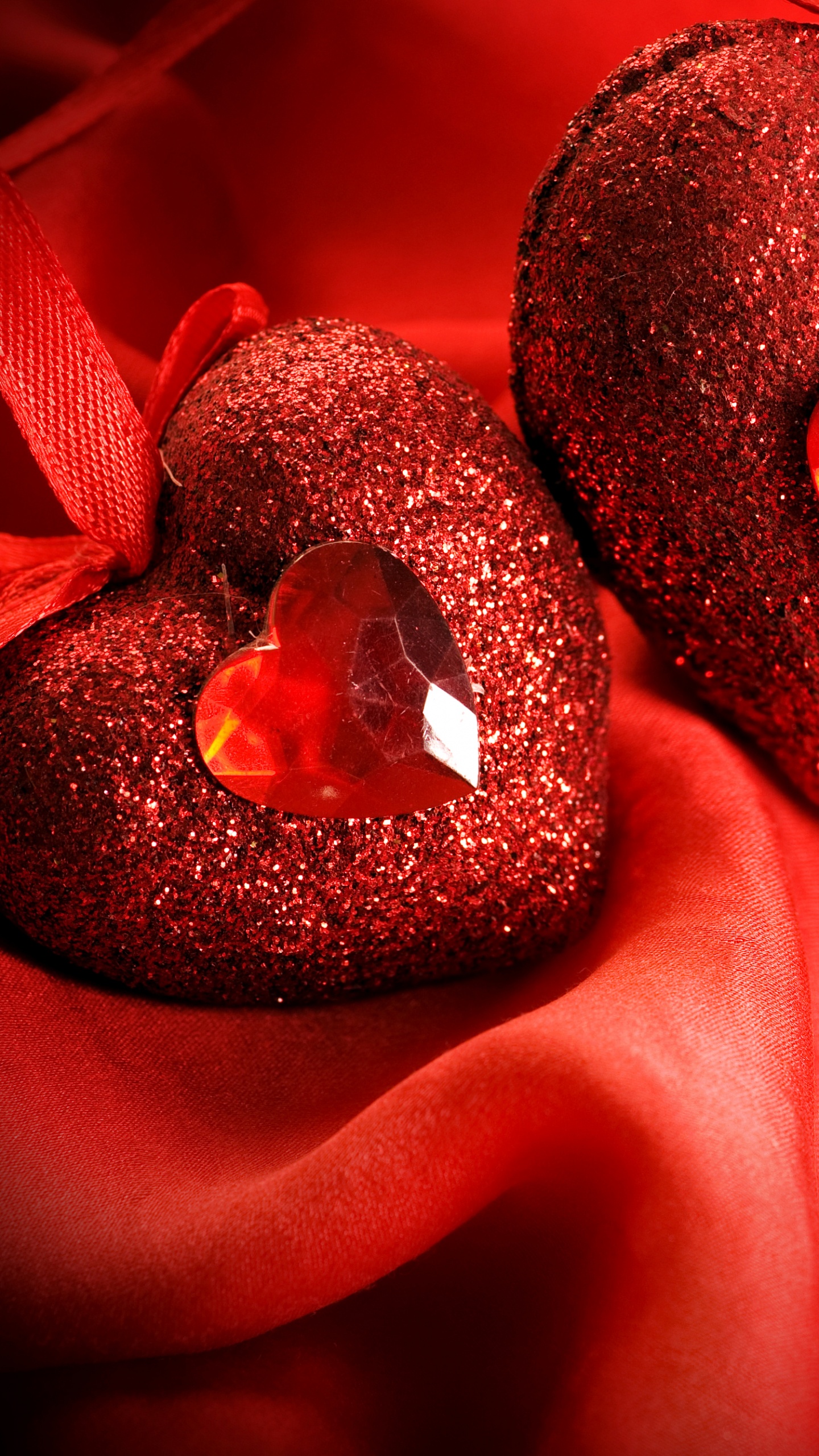 Valentines Tag, Herzen, Liebe, Lippe, Blütenblatt. Wallpaper in 1440x2560 Resolution