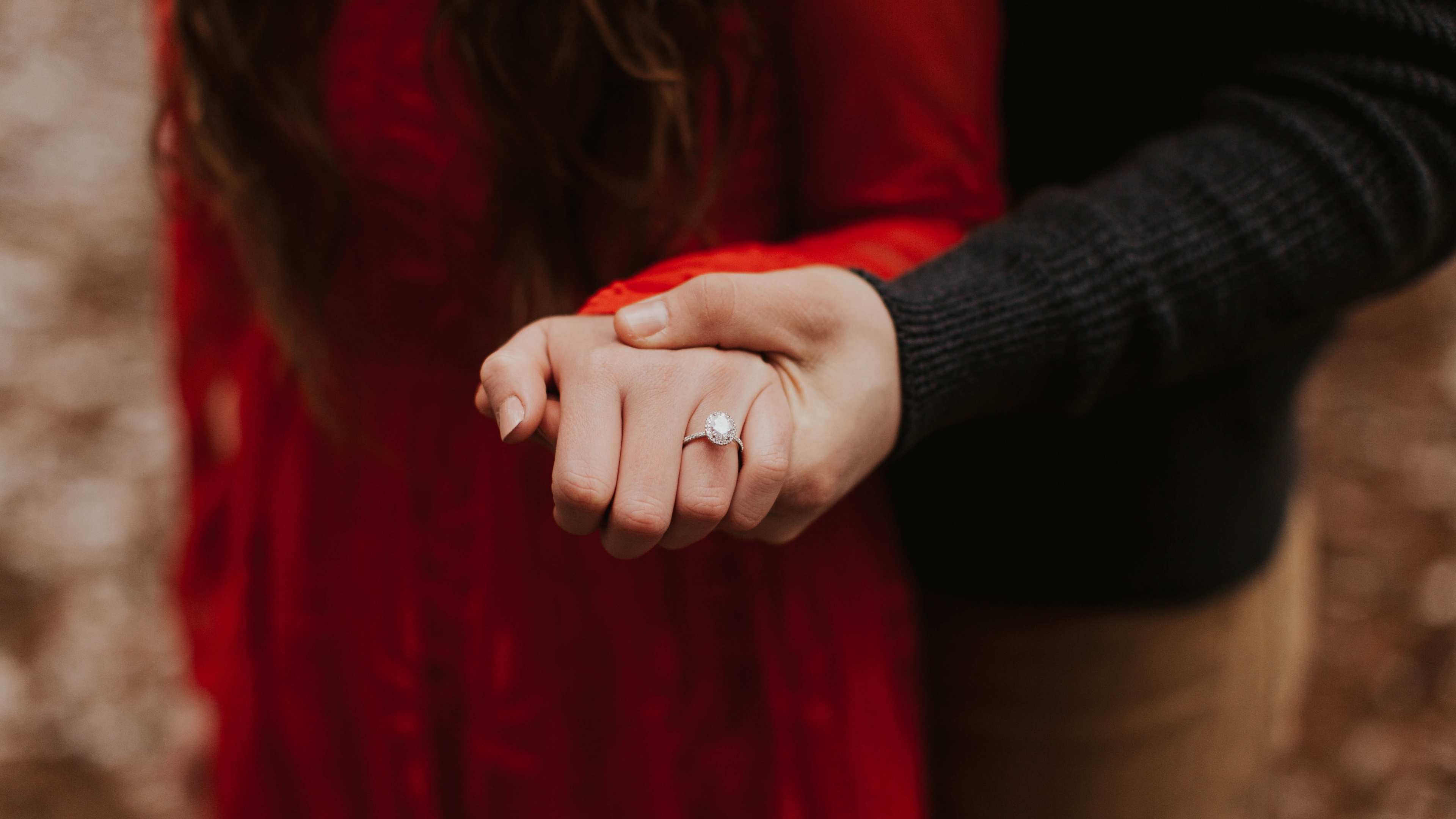 Romantik, Hand, Arm, Oberbekleidung, Finger. Wallpaper in 3840x2160 Resolution