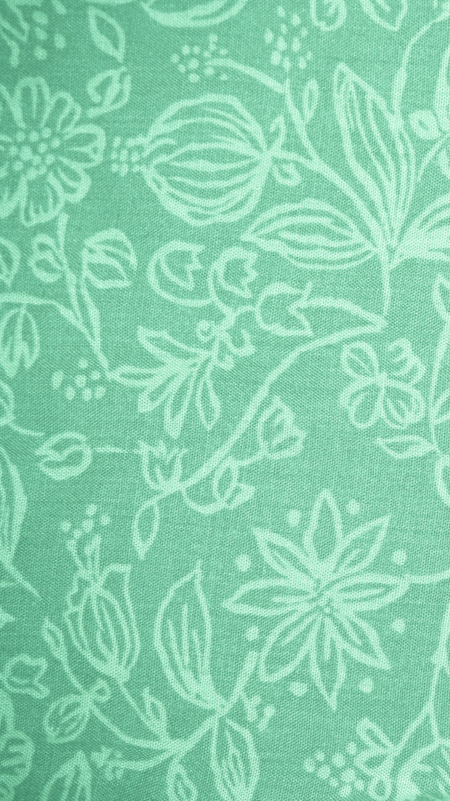 Green and White Floral Textile. Wallpaper in 1440x2560 Resolution