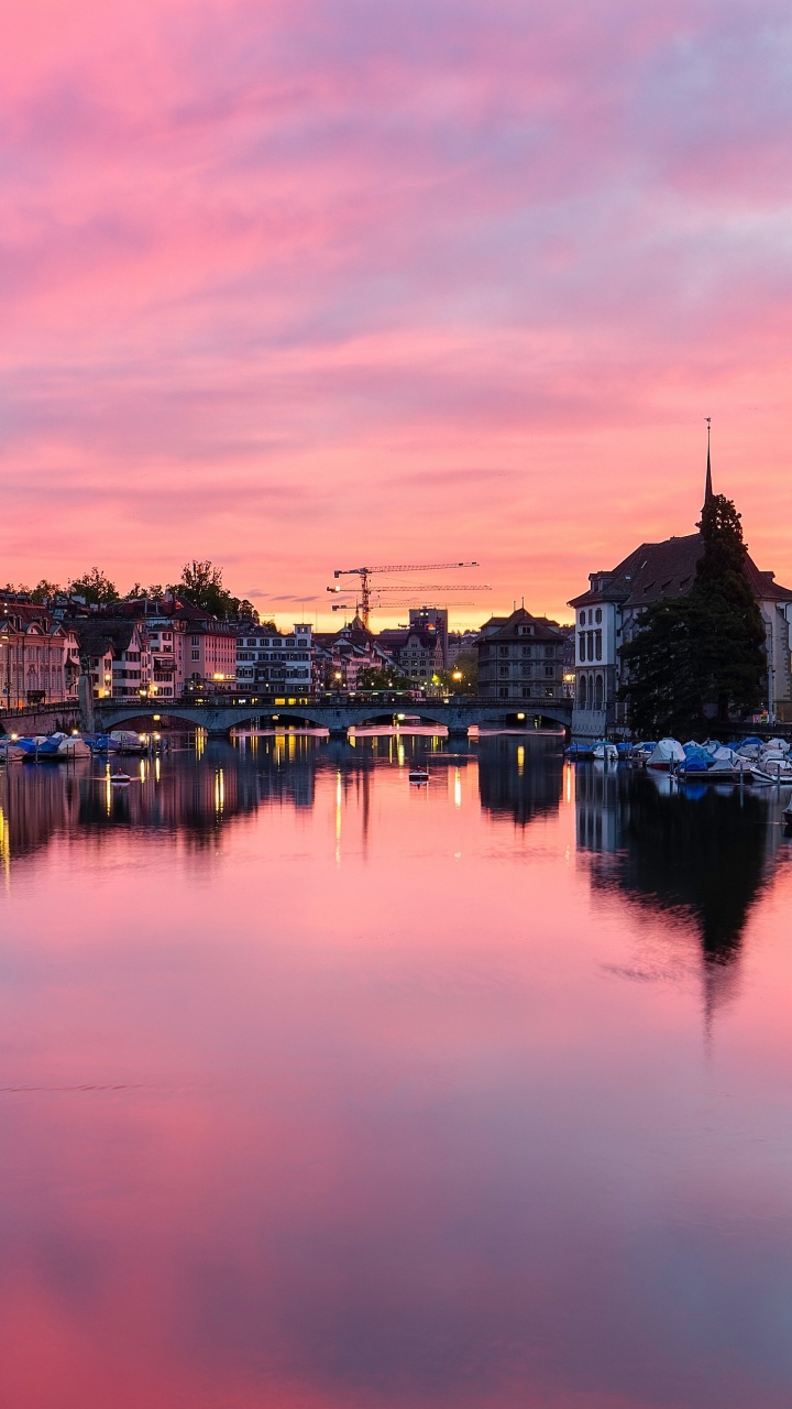 Schweiz, Zürich, Großmünster, Wasser, Cloud. Wallpaper in 720x1280 Resolution