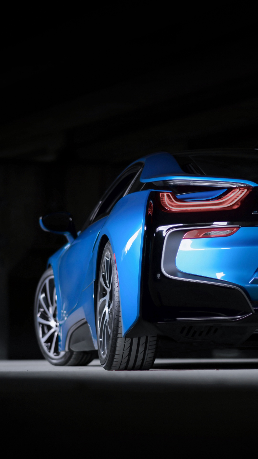 Blue Porsche 911 Parked in a Parking Lot. Wallpaper in 1080x1920 Resolution